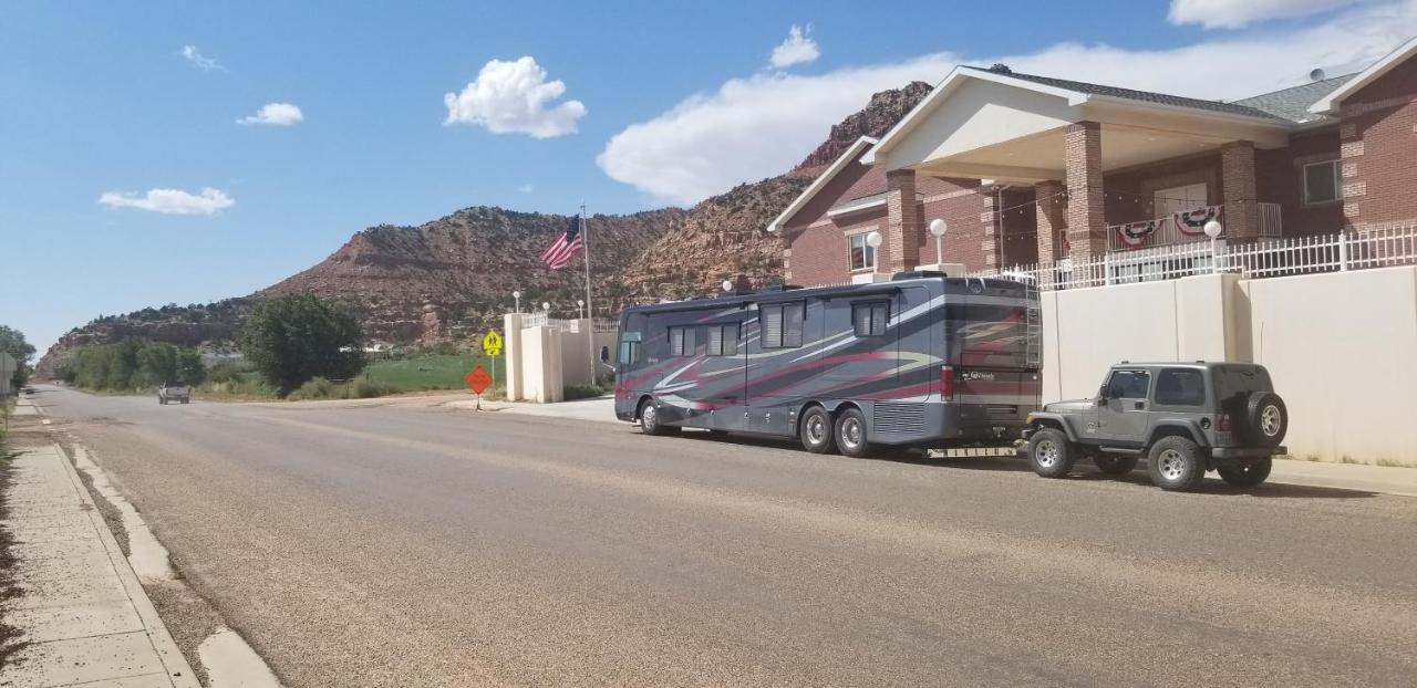 Zion'S Most Wanted Hotel Hildale Exterior foto